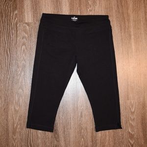 NEW NWOT Spalding Atheltic Capri Leggings